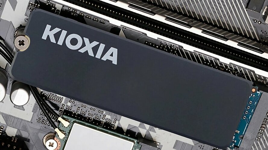 exceria with heatsink 1.jpg exceria with heatsink 1.jpg